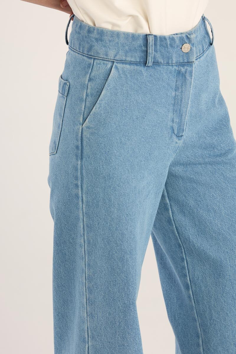 Loose Fit Jean